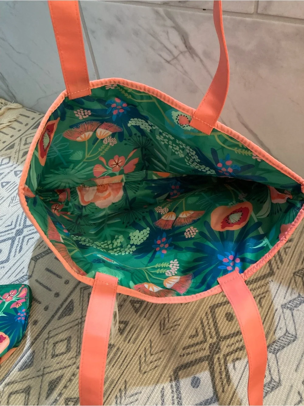 NWT Clinique Floral Green and Coral Tropical Tote and Cosmetic Bags - Set of 2
